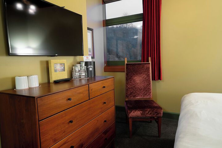 Room 21 of 41