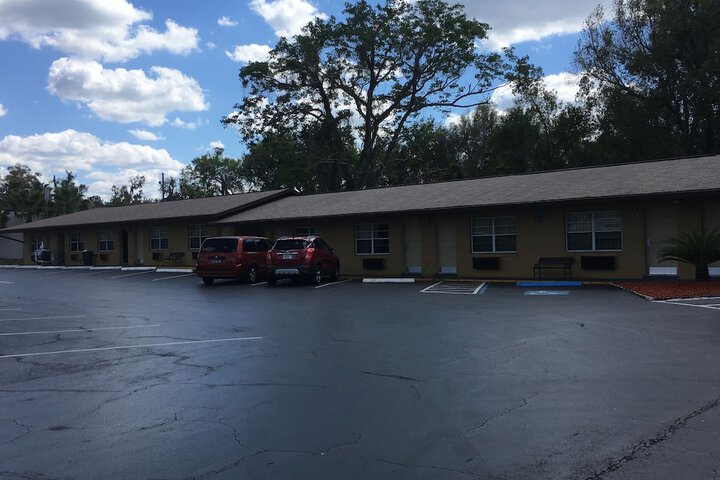 Hotel 7 of 35