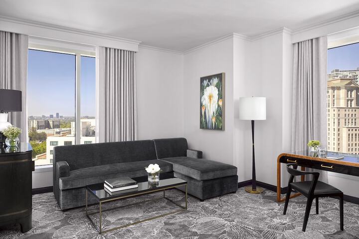 Room 40 of 100
