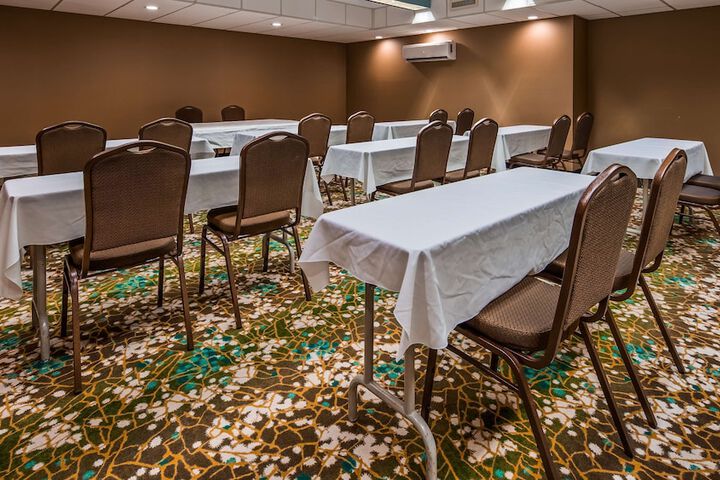 Best Western Warren Hotel