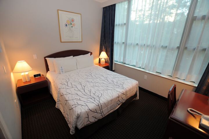 Room 34 of 54