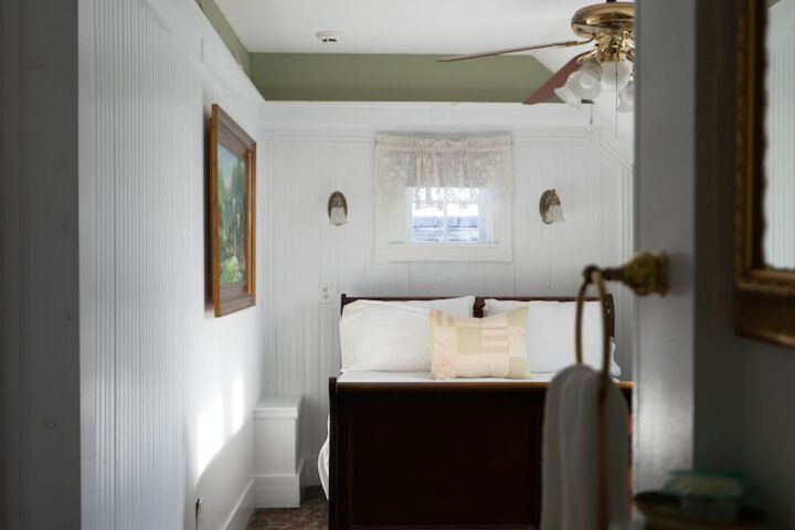 Room 60 of 75