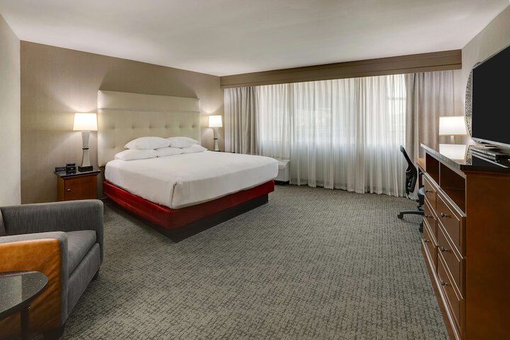Room 47 of 80