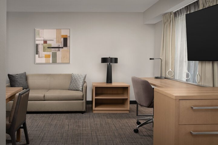 Room 25 of 62
