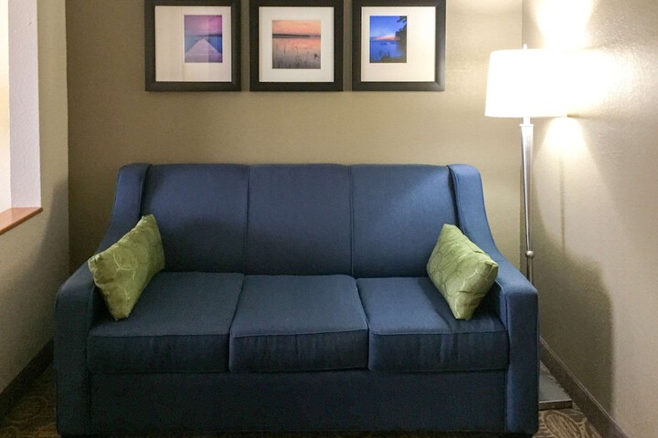 Room 25 of 87