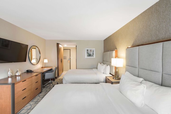 Room 14 of 32