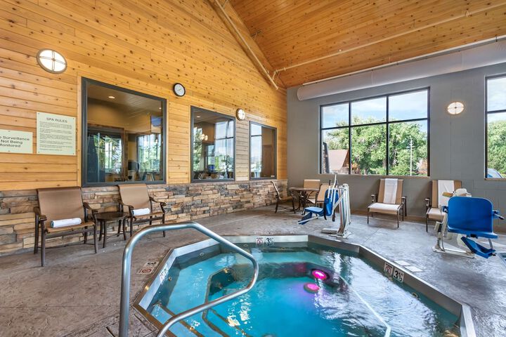 Best Western Premier Ivy Inn & Suites
