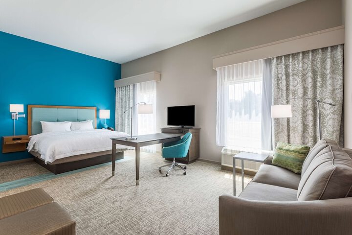Room 22 of 28