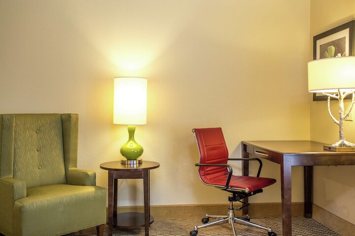 Room 14 of 23