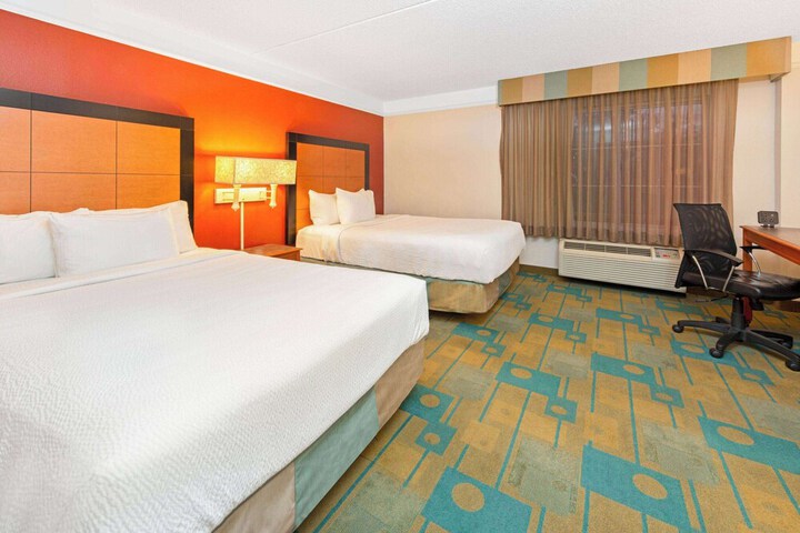 Room 40 of 50