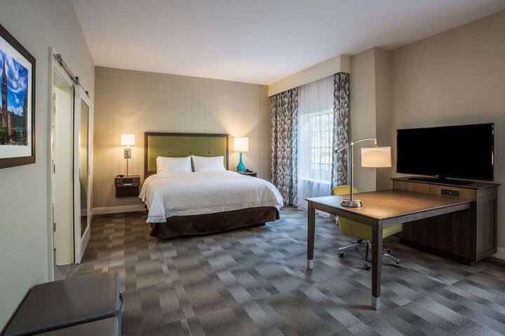 Room 18 of 35