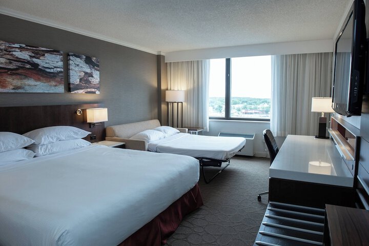 Room 16 of 46