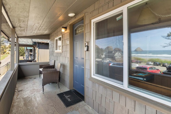 Oceanside Ocean Front Cabins