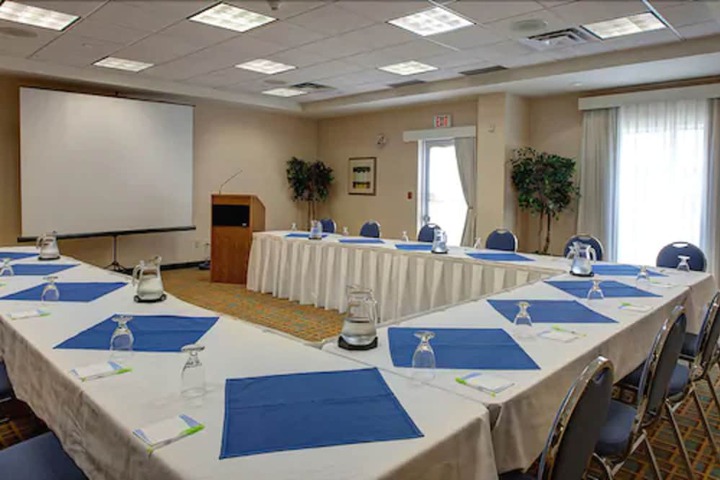 Fairfield Inn and Suites by Marriott Toronto Brampton
