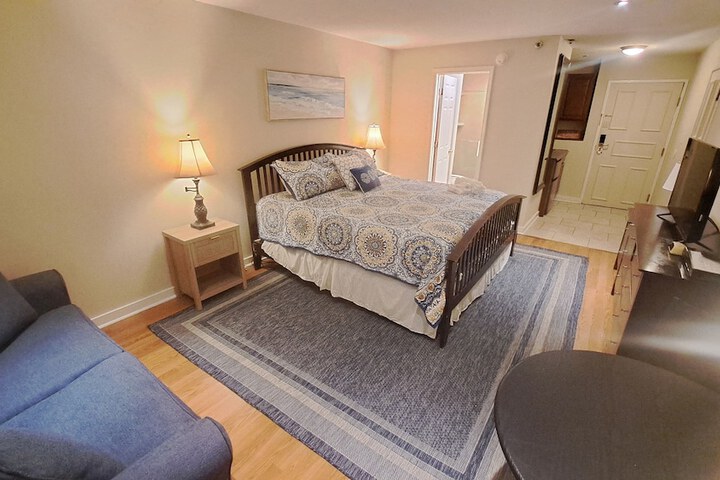 Saint Simons Inn by the Lighthouse