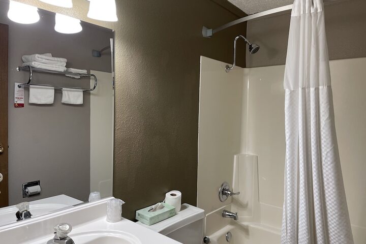 Room 44 of 60