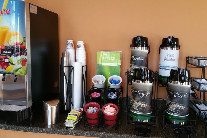 Breakfast/Coffee Service 37 of 47