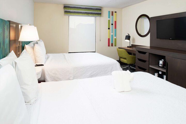 Room 27 of 56