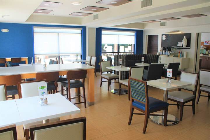 Holiday Inn Express & Suites Charlotte-Concord-I-85 by IHG