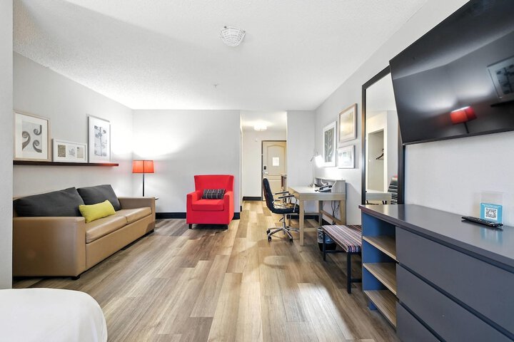 Country Inn & Suites by Radisson Merrillville, IN
