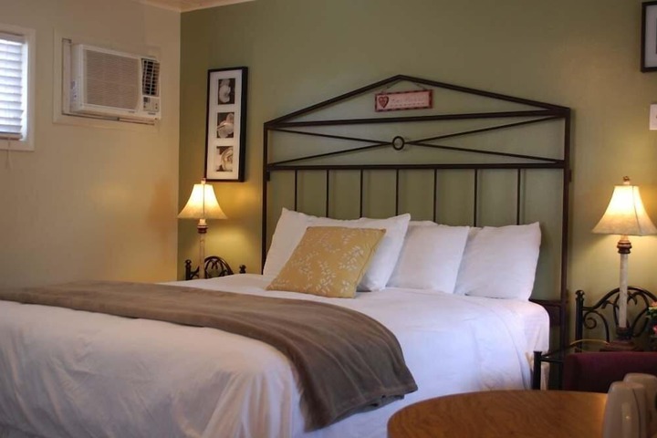 Room 35 of 105