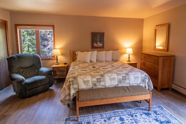 Room 42 of 261