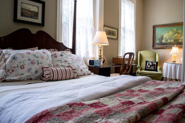 Room 22 of 42