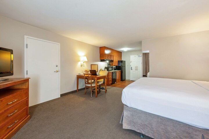Room 12 of 29
