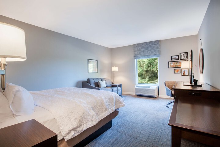 Room 15 of 43