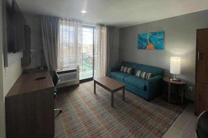 MainStay Suites Bronx - Belmont