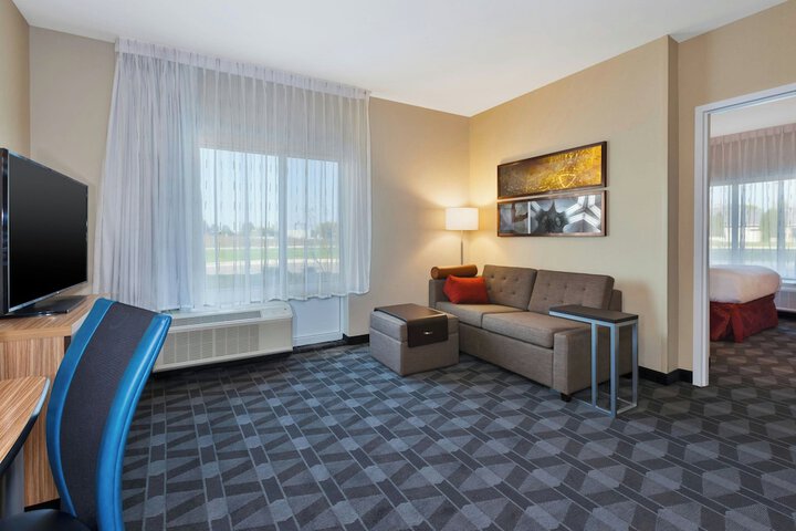 TownePlace Suites by Marriott Grand Rapids Airport Southeast