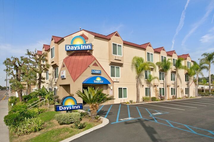 Hotel 3 of 34