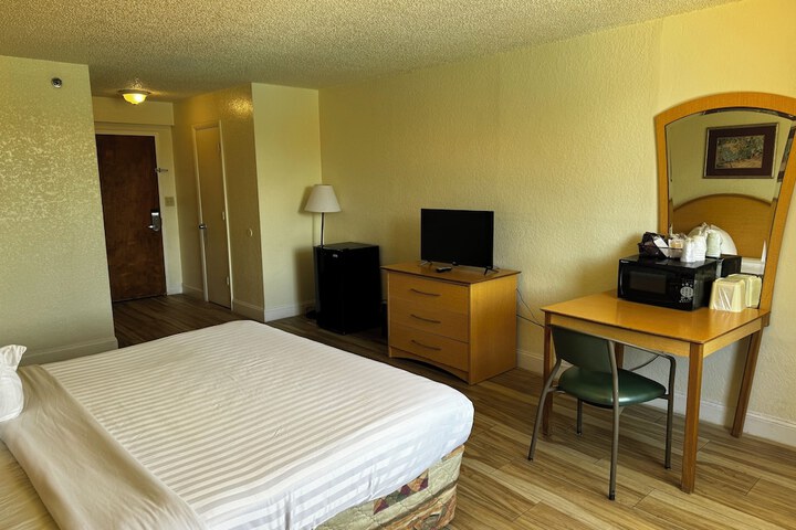 Room 34 of 45