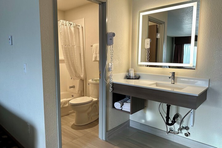 Best Western King Salmon Inn