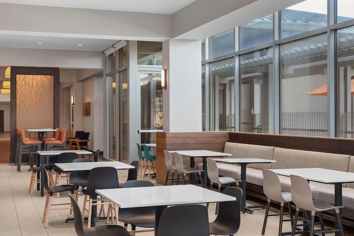HYATT house Emeryville / San Francisco Bay Area