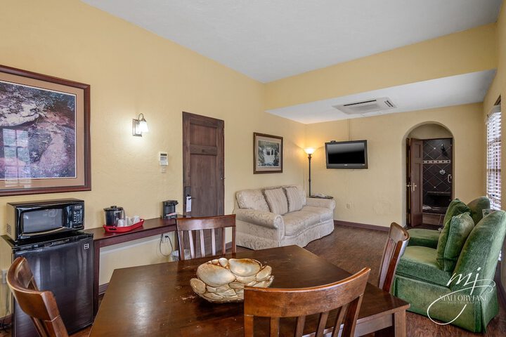 Room 9 of 58