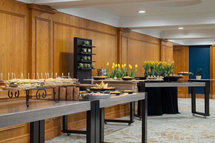 Novotel Toronto Centre