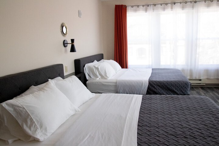 Room 12 of 18