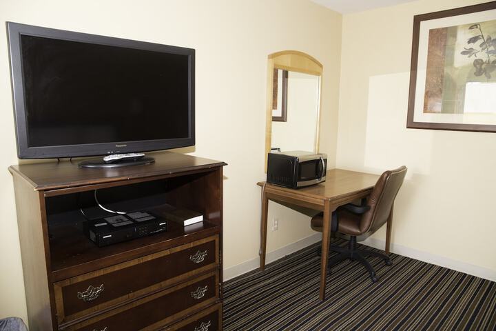 Room 26 of 37
