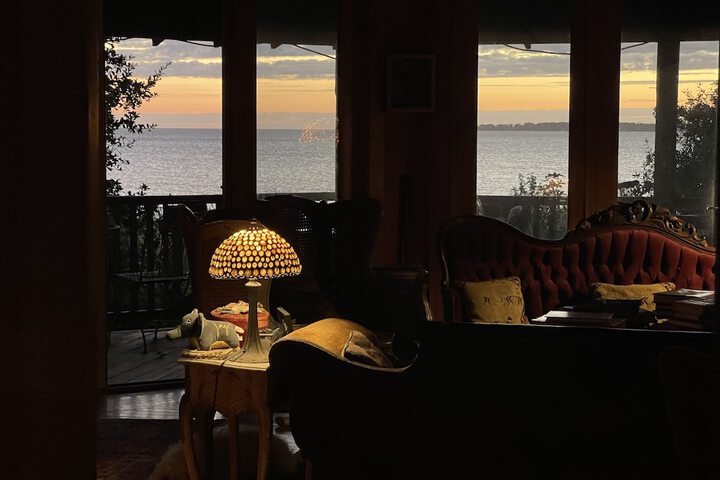 Cypress Moon Inn