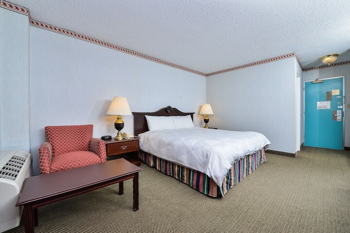 Room 14 of 25