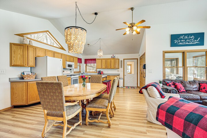 Lakefront Home w / Private Beach in Rhinelander!