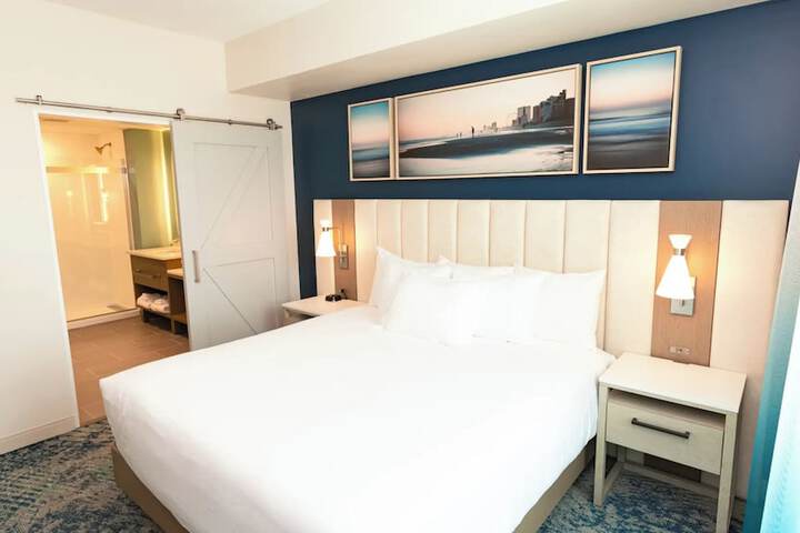 Room 34 of 59