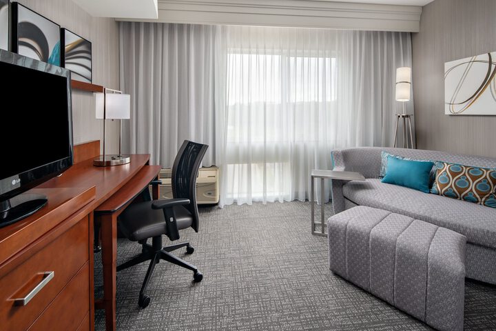 Room 10 of 41