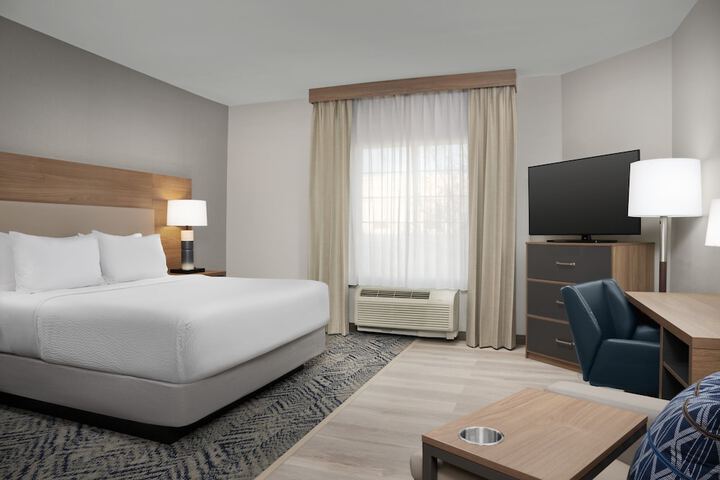 Room 15 of 30