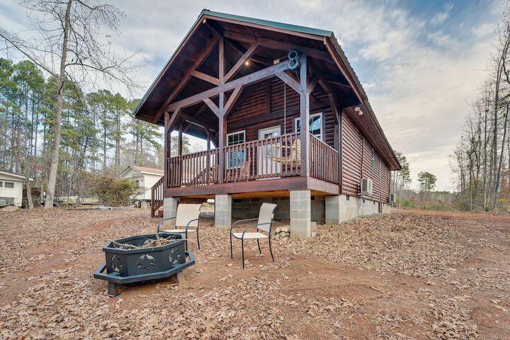 Troy Cabin w / River Access: Fish Kayak & More!