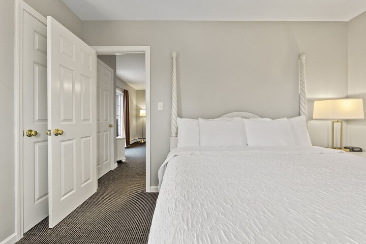 Room 19 of 51
