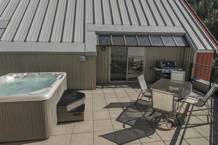Terrace/Patio 175 of 182