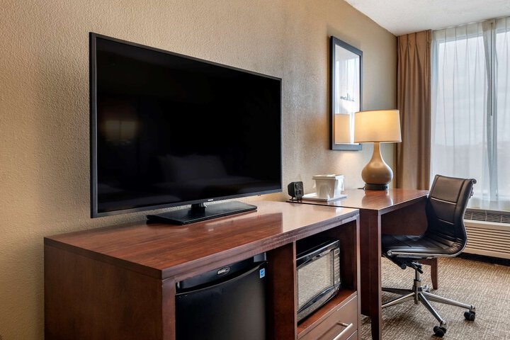 Room 18 of 38