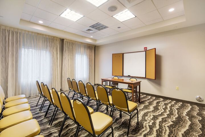 Staybridge Suites Chesapeake by IHG